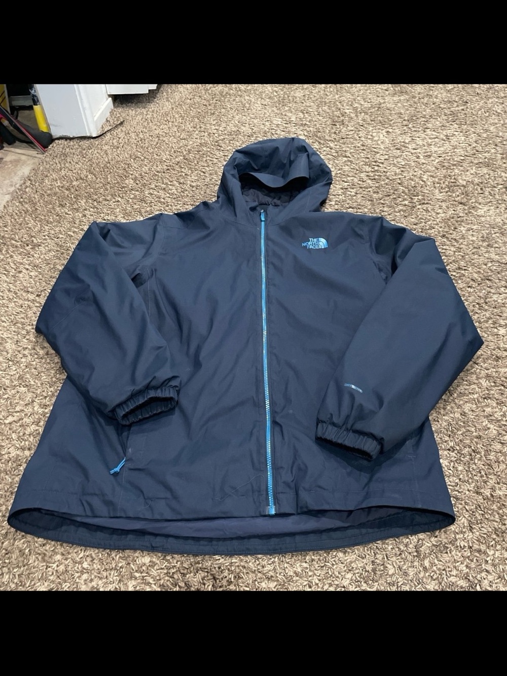 The north face quest, full zip windbreaker jacket with hood men’s XL